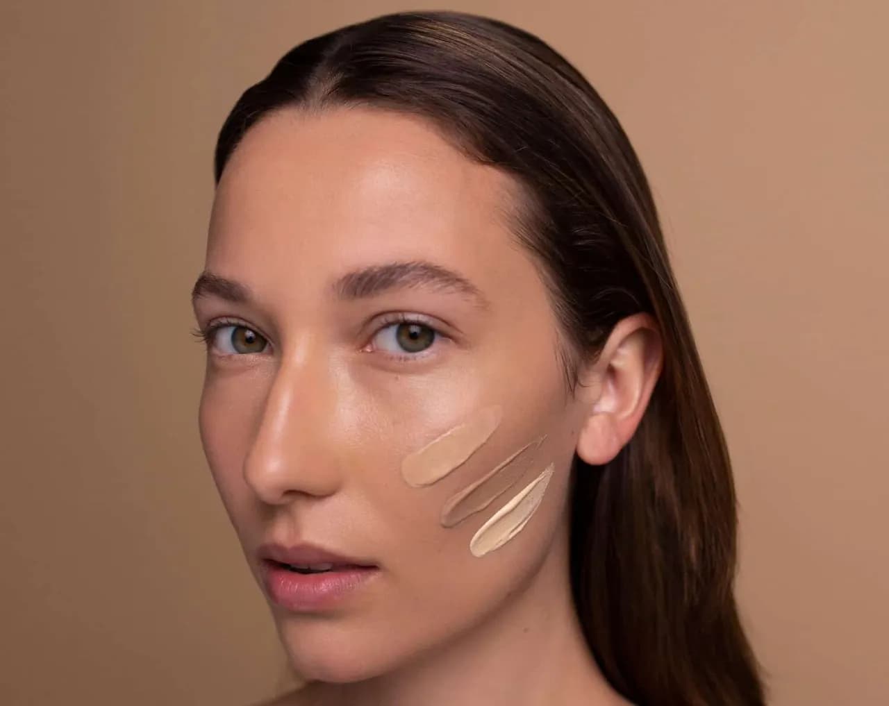 Krem BB - co to znaczy i jak może odmienić Twoją pielęgnację?